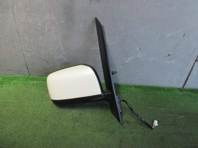 【中古】中古部品 セレナ C25 右ｻｲﾄﾞﾐﾗｰ 【3330560100-240803000613500】