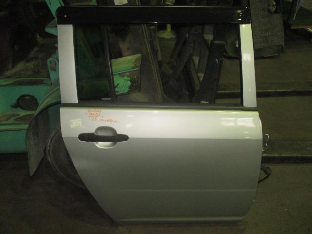 【中古】中古部品 プロボックス NCP51V 右ﾘｱﾄﾞｱ 【3310160100-001639362013300】