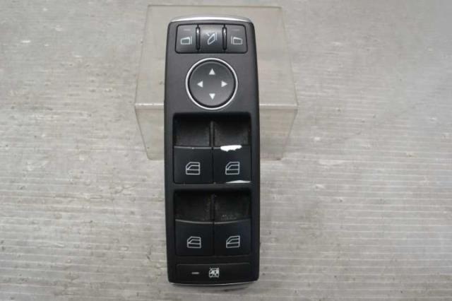 【中古】中古部品 ベンツ Bクラス 246242 ﾊﾟﾜｰｳｲﾝﾄﾞｳｽｲｯﾁ 【3310580000-240804000861900】