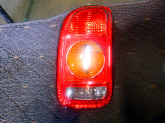 【中古】中古部品 BMW ミニ ML16 左ﾃｰﾙﾗﾝﾌﾟ 【3340140100-000024192015600】