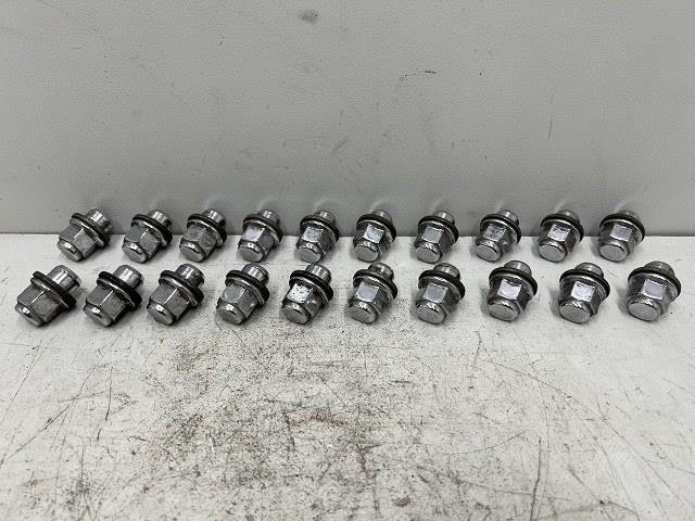 【中古】中古部品 エスティマ ACR50W その他 ｻｽﾍﾟﾝｼｮﾝ系 【3310070100-0000A3831559000】 7,366円