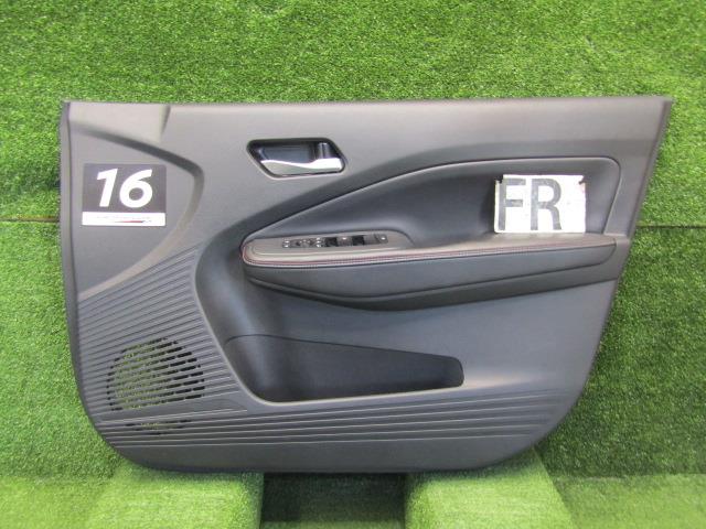 【中古】中古部品 オーラ FE13 右ﾌﾛﾝﾄﾄﾞｱﾄﾘﾑ 【3330200100-230726000013150】