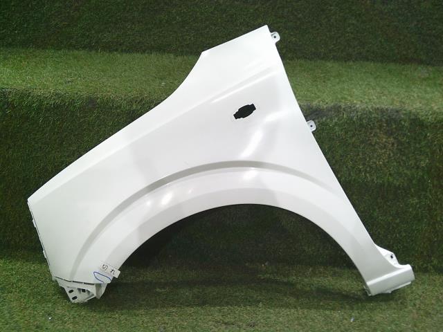 【中古】中古部品 アルト HA36S 左ﾌﾛﾝﾄﾌｪﾝﾀﾞｰ 【3331011000-240807500810700】