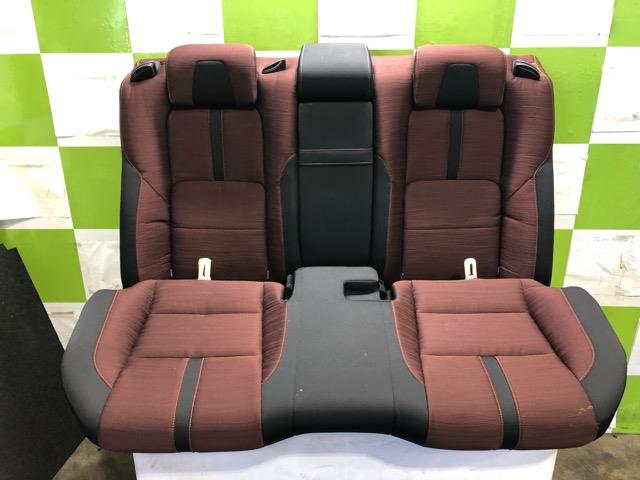 【中古】中古部品 クラウン AWS210 ﾘｱｼｰﾄ 【3330530100-000005277270800】