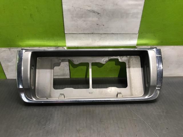 【中古】中古部品 グロリア Y31 ﾘｱﾌｨﾆｯｼｬｰﾊﾟﾈﾙ 【3330530100-000005276915200】