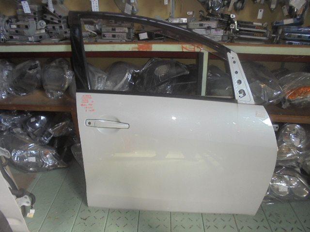 【中古】中古部品 グランディス NA4W 右ﾌﾛﾝﾄﾄﾞｱ 【3310160100-001265164413100】｜e-cleマート