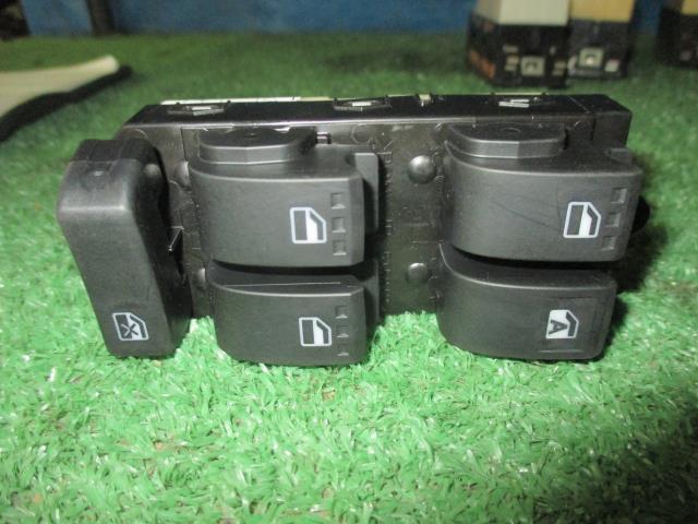 【中古】中古部品 ミライース LA350S ﾊﾟﾜｰｳｲﾝﾄﾞｳｽｲｯﾁ 【3310160100-001478635061900】