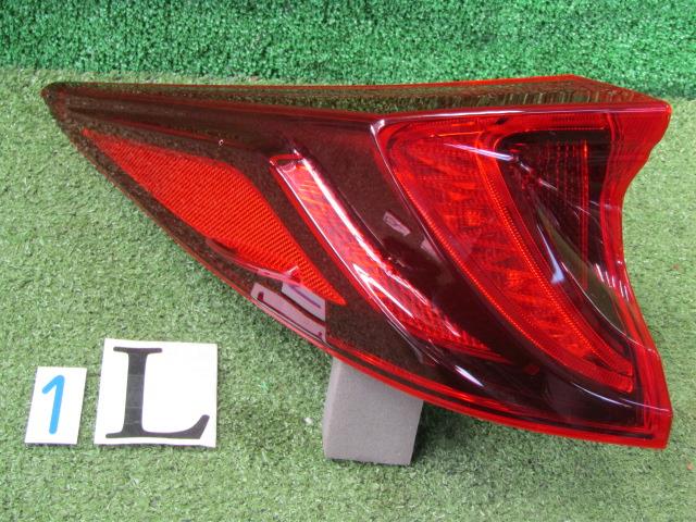 【中古】中古部品 プリウス ZVW52 左テールランプ 【3330200100-230762000015600】