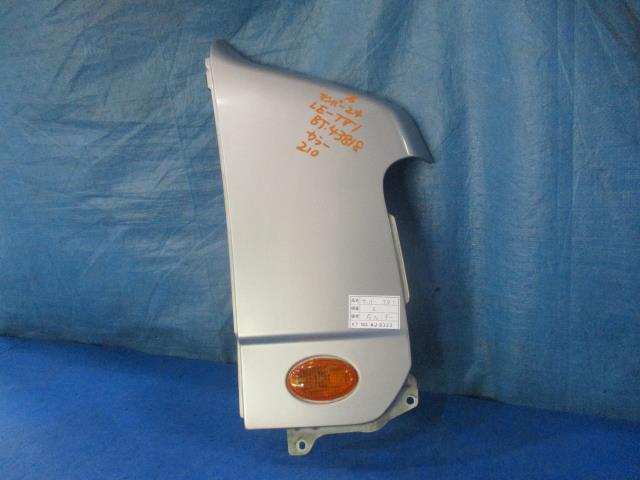 【中古】中古部品 サンバー TV1 右ﾌﾛﾝﾄﾌｪﾝﾀﾞｰ 【3310160100-000004381810600】