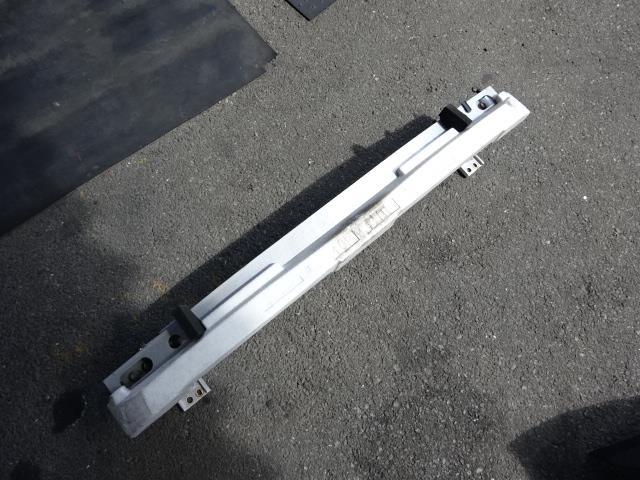 【中古】中古部品 プリウス ZVW30 ﾌﾛﾝﾄﾊﾞﾝﾊﾟｰﾎｰｽﾒﾝﾄ 【3310410000-000243035610120】