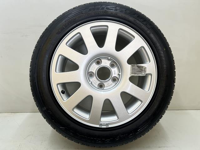 【中古】中古部品 アウディ A4 8DAPT ﾎｲｰﾙ 【3310070100-000203016047210】