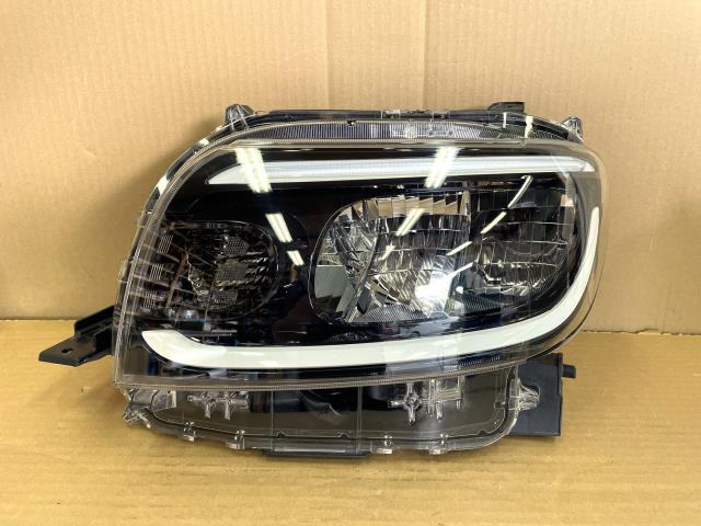 【中古】中古部品 タント LA650S 左ﾍｯﾄﾞﾗﾝﾌﾟ 【3330650100-000243024110900】 17,987円