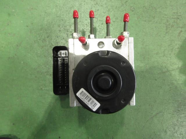 【中古】中古部品 ビアンテ CCEFW ABSｱｸﾁｭｴｰﾀｰ 【3310590000-000007991142500】