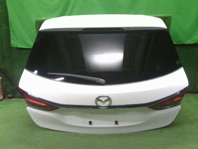 【中古】中古部品 アテンザ GJ2FW ﾊﾞｯｸﾄﾞｱ 【3310200100-000021085815800】 10,989円
