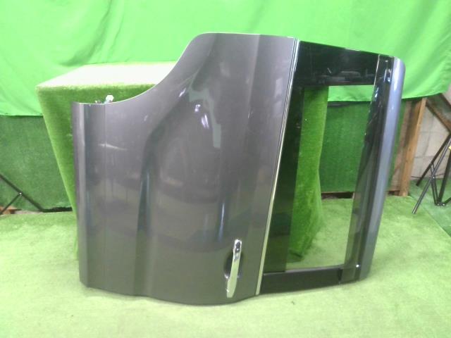 【中古】中古部品 オデッセイ RC1 右ﾘｱﾄﾞｱ 【3310200100-000020997113300】