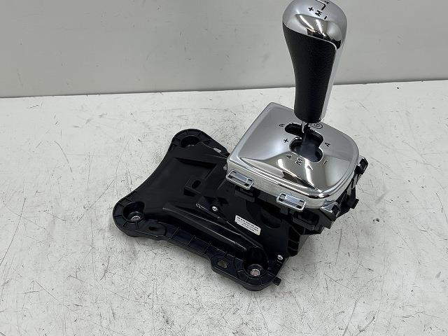 【中古】中古部品 シトロエン DS3 A5CHM01 ｼﾌﾄﾚﾊﾞｰ 【3310070100-0000Y0759637850】