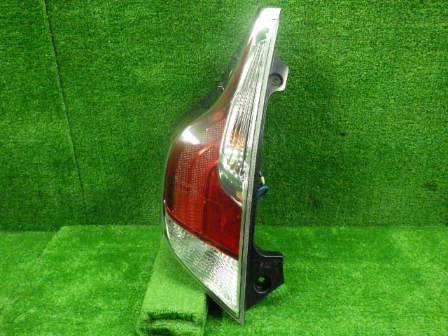 【中古】中古部品 アクア NHP10 左ﾃｰﾙﾗﾝﾌﾟ 【3330250100-000000876215600】