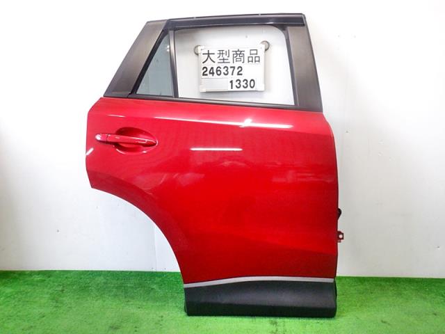 【中古】中古部品 ＣＸ－５ KE2FW 右ﾘｱﾄﾞｱ 【3330890100-000024637213300】