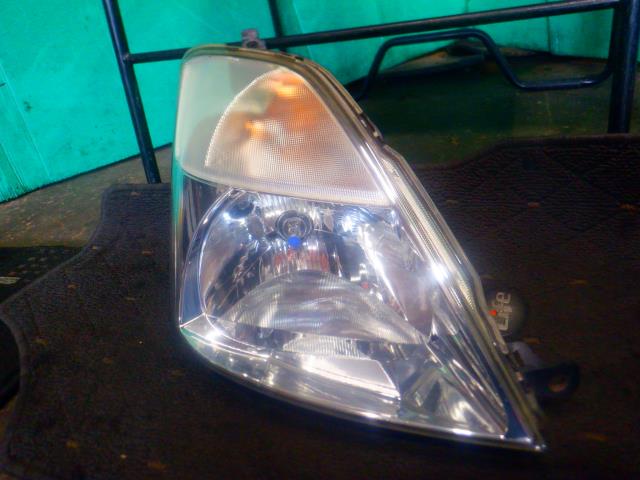 【中古】中古部品 ＭＲワゴン MF21S 右ﾍｯﾄﾞﾗﾝﾌﾟ 【3340140100-000024217010800】