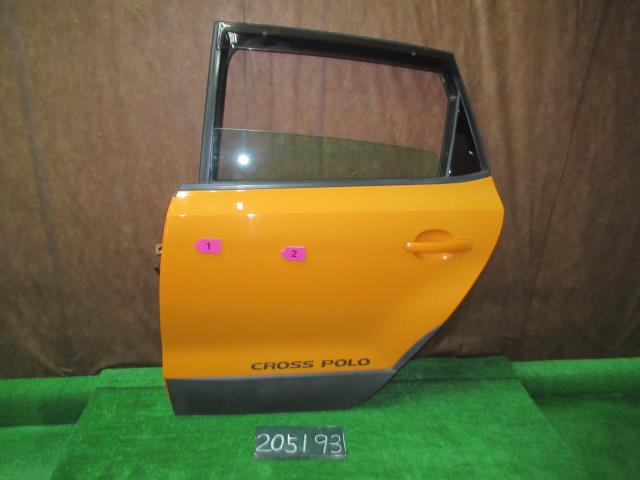 【中古】中古部品 VW ポロ 6RCBZW 左ﾘｱﾄﾞｱ 【3310120100-240831000113400】