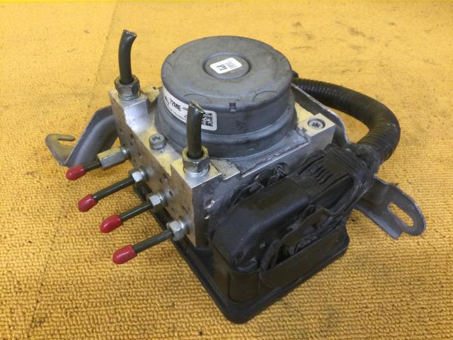 【中古】中古部品 スペーシア MK42S ABSｱｸﾁｭｴｰﾀｰ 【3330960100-000052345242500】