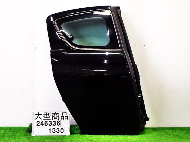 【中古】中古部品 ＲＸ－８ SE3P 右ﾘｱﾄﾞｱ 【3330890100-000024633613300】