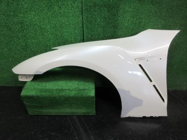 【中古】再生部品 ＧＴ－Ｒ R35 左ﾌﾛﾝﾄﾌｪﾝﾀﾞｰ 【3380010000-240913500410700】