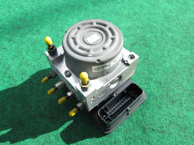 【中古】中古部品 Ｎ－ＢＯＸ JF1 ABSｱｸﾁｭｴｰﾀｰ 【3540020100-000006090242500】