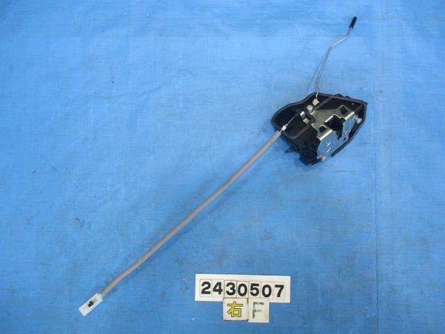 【中古】中古部品 BMW 5シリーズ XG28 右ﾌﾛﾝﾄﾄﾞｱﾛｯｸｿﾚﾉｲﾄﾞ 【3310040100-000243050764550】｜e-cleマート