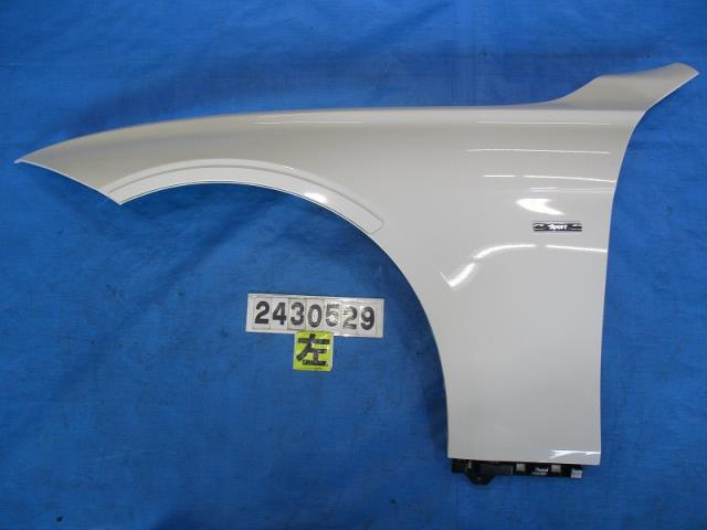 【中古】中古部品 BMW 3シリーズ 3A20 左ﾌﾛﾝﾄﾌｪﾝﾀﾞｰ 【3310040100-000243052910700】