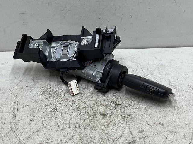 【中古】中古部品 VW シャラン 7NCAV イグニッションスイッチ 【3310070100-000090762168650】