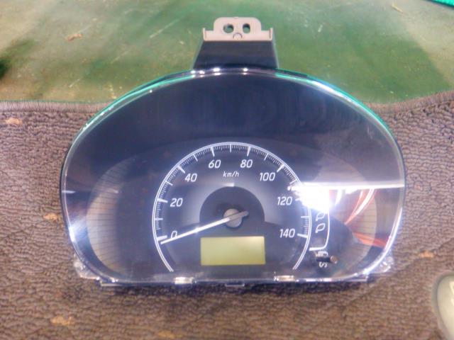 【中古】中古部品 ｅＫワゴン B11W ｽﾋﾟｰﾄﾞﾒｰﾀｰ 【3340140100-000024165161400】
