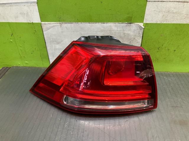 【中古】中古部品 VW ゴルフ AUCJZ 左ﾃｰﾙﾗﾝﾌﾟ 【3330530100-000005297115600】