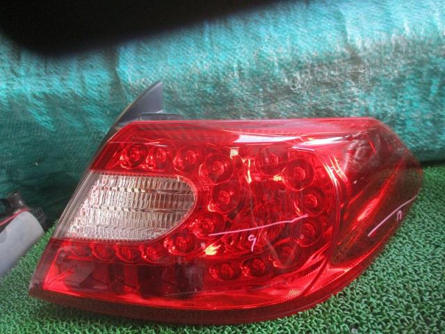 【中古】中古部品 フーガ HY51 右ﾃｰﾙﾗﾝﾌﾟ 【3500080000-240516000515500】