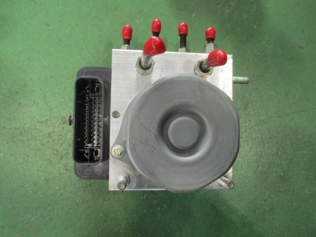 【中古】中古部品 フリード GP3 ABSｱｸﾁｭｴｰﾀｰ 【3310590000-000008089742500】