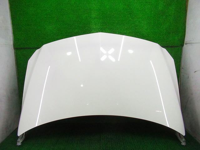 【中古】中古部品 ベンツ Bクラス 246242 ﾎﾞﾝﾈｯﾄﾌｰﾄﾞ 【3330210100-000036147210500】