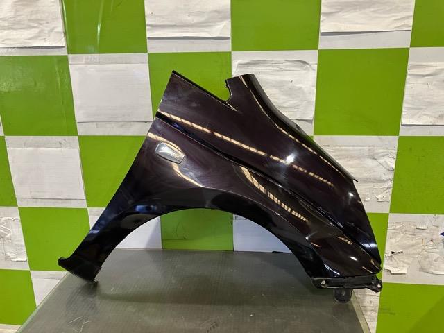 【中古】中古部品 アイシス ZGM11W 右ﾌﾛﾝﾄﾌｪﾝﾀﾞｰ 【3330530100-000005305610600】
