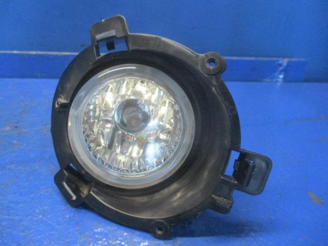 【中古】中古部品 ミラジーノ L650S 右ﾌｫｸﾞﾗﾝﾌﾟ 【3310270100-000014411010850】