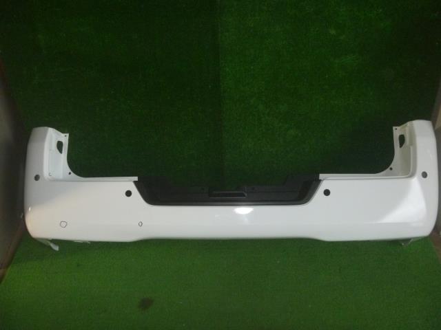 【中古】中古部品 NV350キャラバン VN6E26 リアバンパー 【3330370100-000243020715100】|e-cleマート