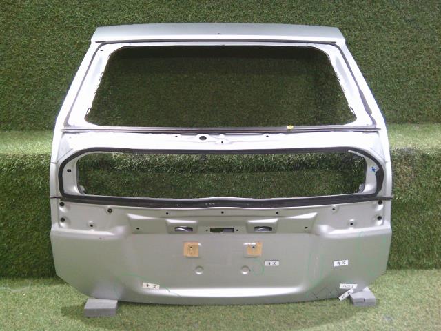 【中古】中古部品 プリウス ZVW30 ﾊﾞｯｸﾄﾞｱ 【3331011000-240927500715800】