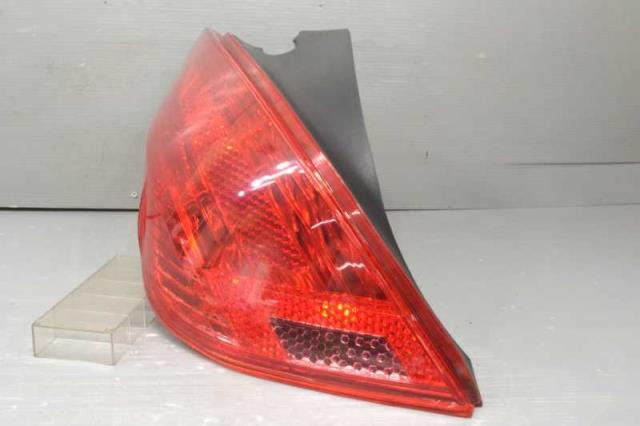 【中古】中古部品 プジョー 308 T75F02 左ﾃｰﾙﾗﾝﾌﾟ 【3310580000-241009000315600】