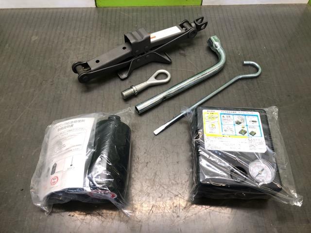 【中古】中古部品 キャロル HB37S 車載工具 【3330530100-000005301577700】