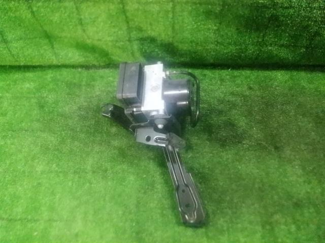 【中古】中古部品 ＸＶ GPE ABSｱｸﾁｭｴｰﾀｰ 【3330420100-240928000142500】 4,719円