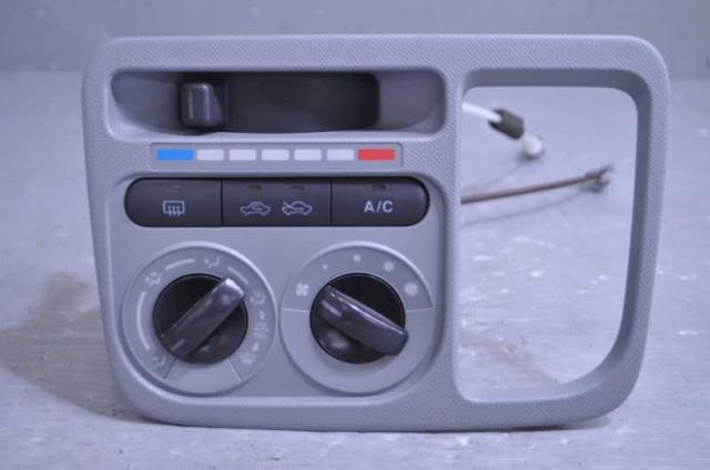 【中古】中古部品 ＡＺワゴン MJ23S A/Cｽｲｯﾁﾊﾟﾈﾙ 【3310580000-241011000860900】