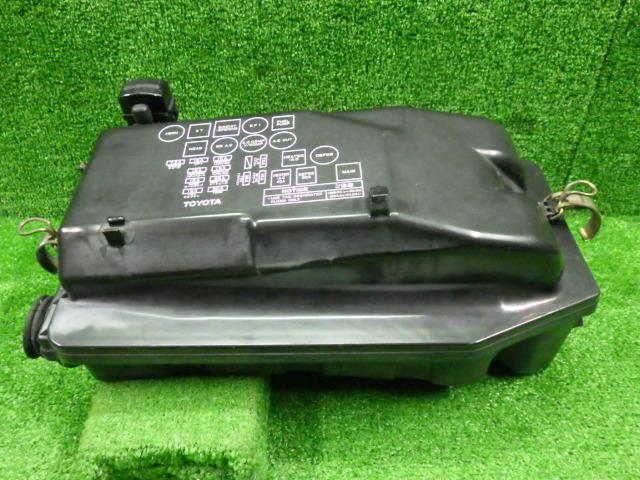 【中古】中古部品 クラウン MS137 ﾋｭｰｽﾞﾎﾞｯｸｽ 【3330250100-000000877767800】 9,900円
