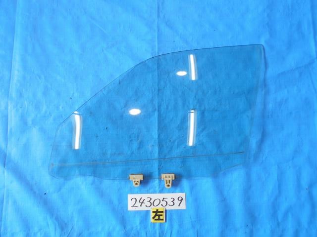 【中古】中古部品 スカイライン ECR33 左ﾌﾛﾝﾄﾄﾞｱｶﾞﾗｽ 【3310040100-000243053913230】