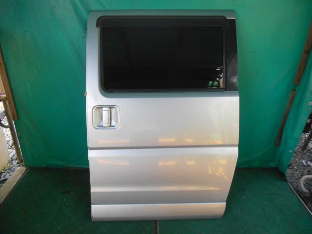 【中古】中古部品 クリッパー U71W 左リアドア 【3310080100-240122000113400】
