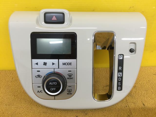 【中古】中古部品 ムーヴキャンバス LA810S A/Cｽｲｯﾁﾊﾟﾈﾙ 【3330960100-000052379260900】