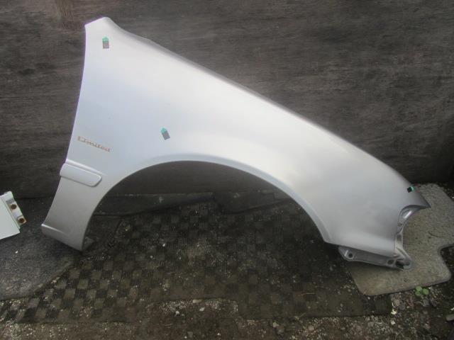 【中古】中古部品 スプリンター AE110 右ﾌﾛﾝﾄﾌｪﾝﾀﾞｰ 【3310030100-241016000210600】