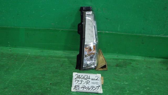 【中古】中古部品 ワゴンＲ MH34S 右ﾃｰﾙﾗﾝﾌﾟ 【3330340100-240624000215500】